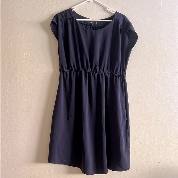 H&M Maternity Dress - Picture 1 of 2